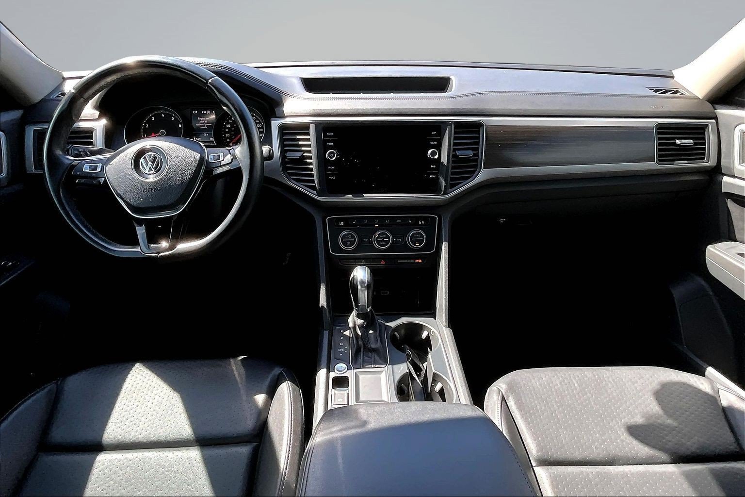 Used 2018 Volkswagen Atlas SE FWD image 6