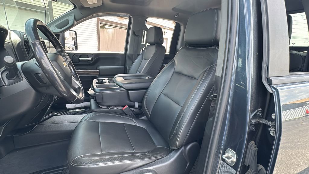 Used 2020 Chevrolet Silverado 2500 LT w/ Convenience Package AWD/4WD image 10