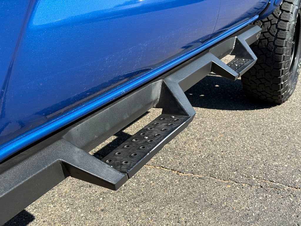Used 2017 Toyota Tacoma TRD Sport w/ Exterior Package RWD image 6