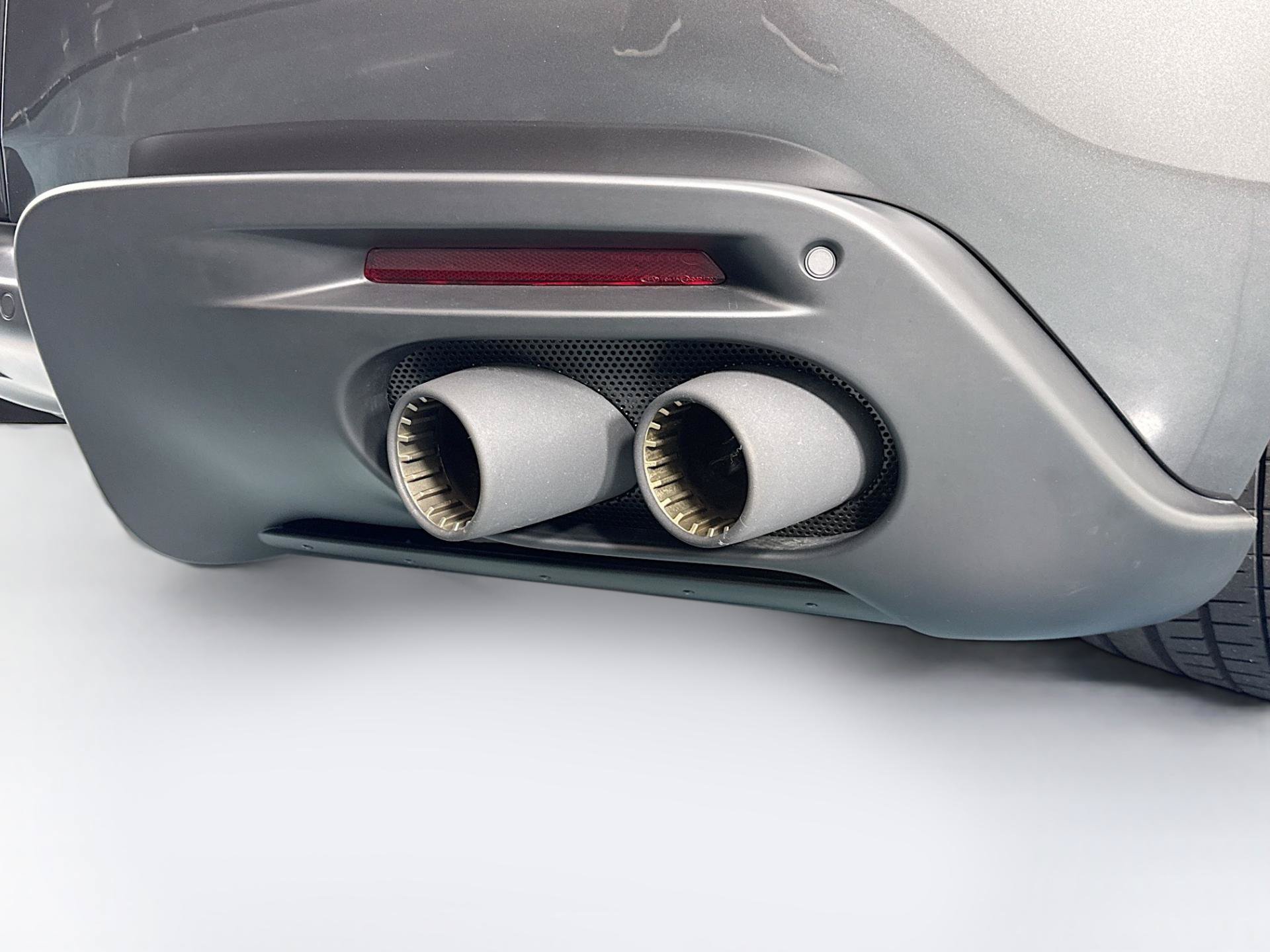 Used 2025 Ferrari Roma Spider RWD image 61