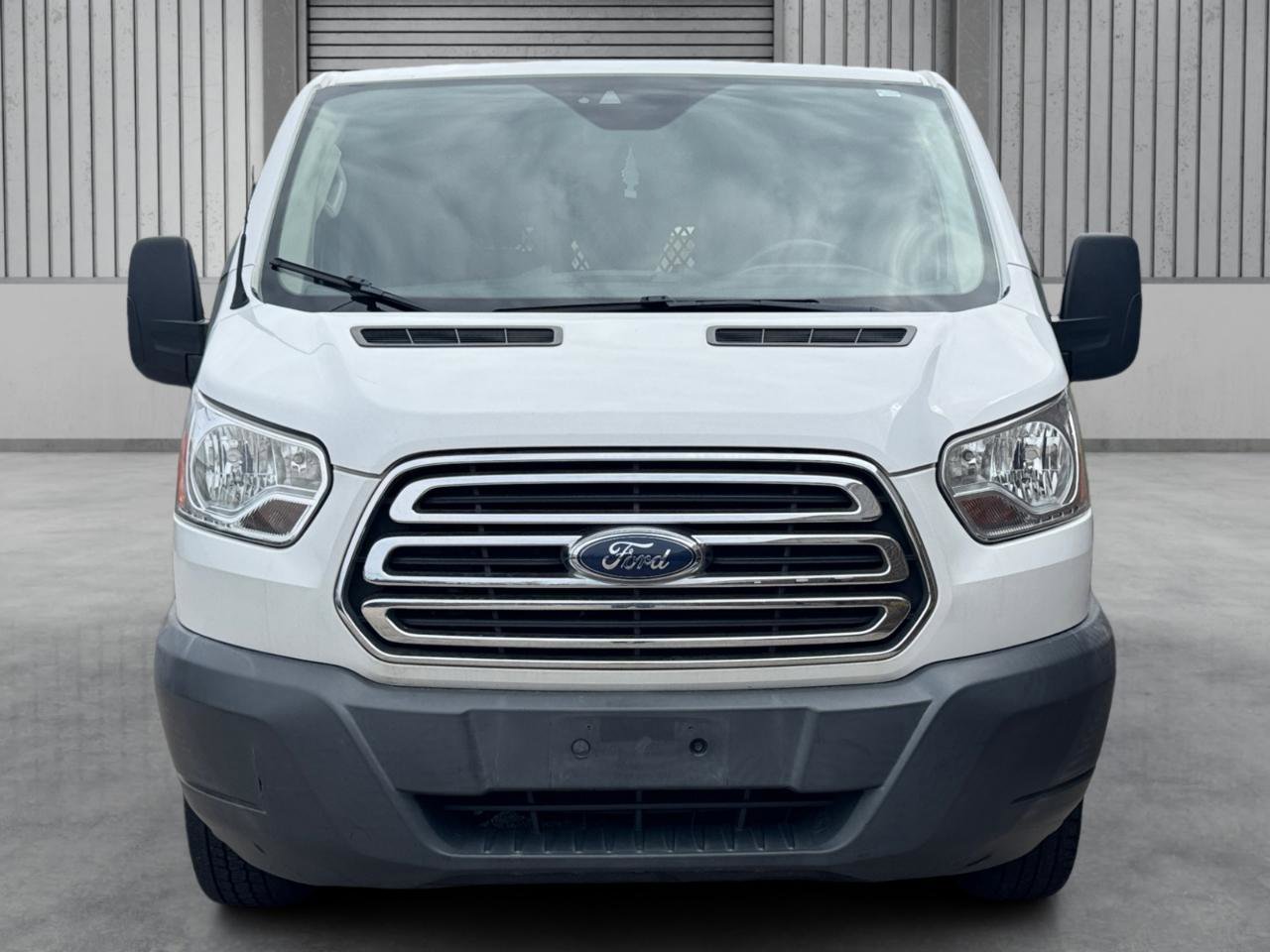 Used 2018 Ford Transit 250 130 Low Roof w/ Exterior Upgrade Package image 9