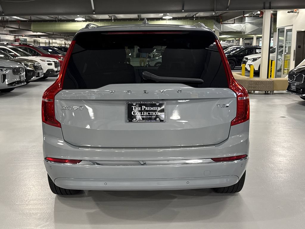Certified 2025 Volvo XC90 T8 Ultra w/ Protection Package Premier AWD/4WD image 3