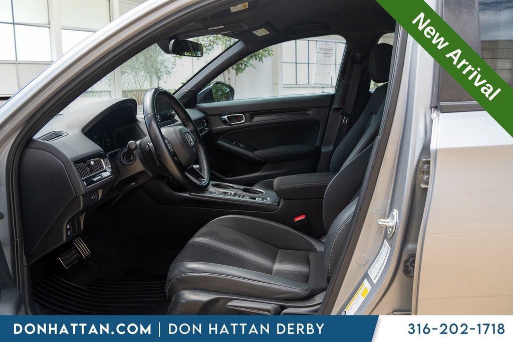 Used 2022 Honda Civic Sport image 3