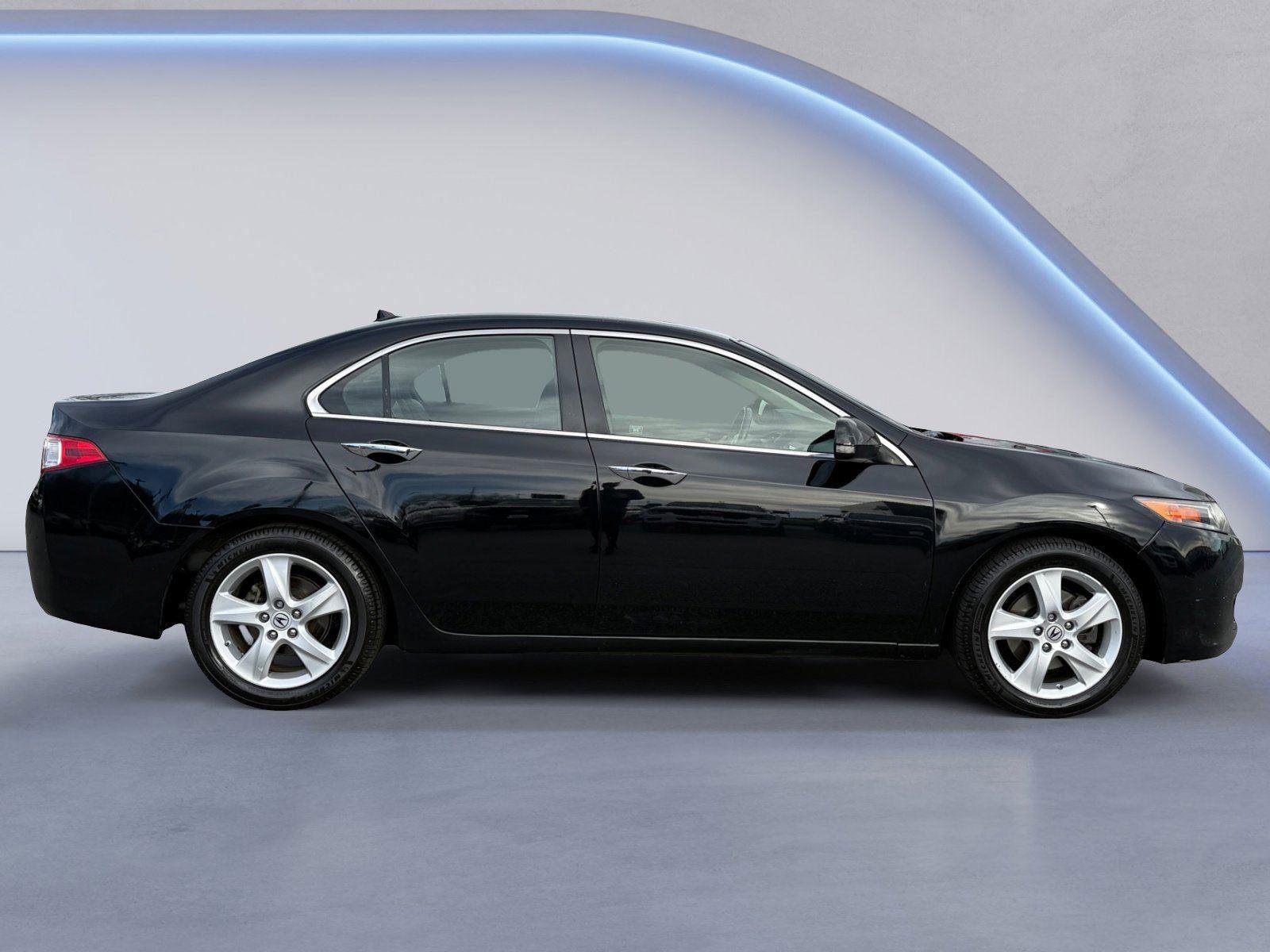 Used 2010 Acura TSX Sedan FWD image 2