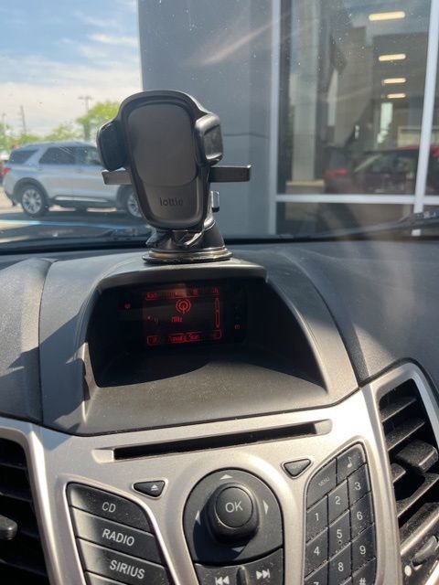 Used 2012 Ford Fiesta SE FWD image 22