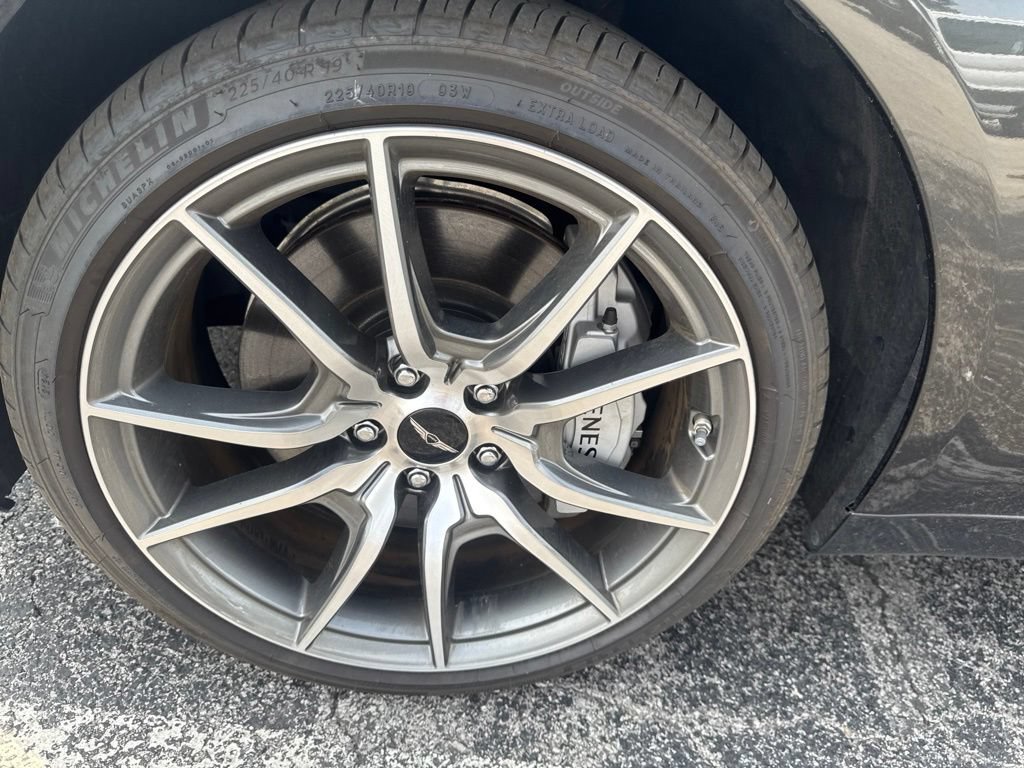 Used 2025 Genesis G70 2.5T AWD/4WD image 49