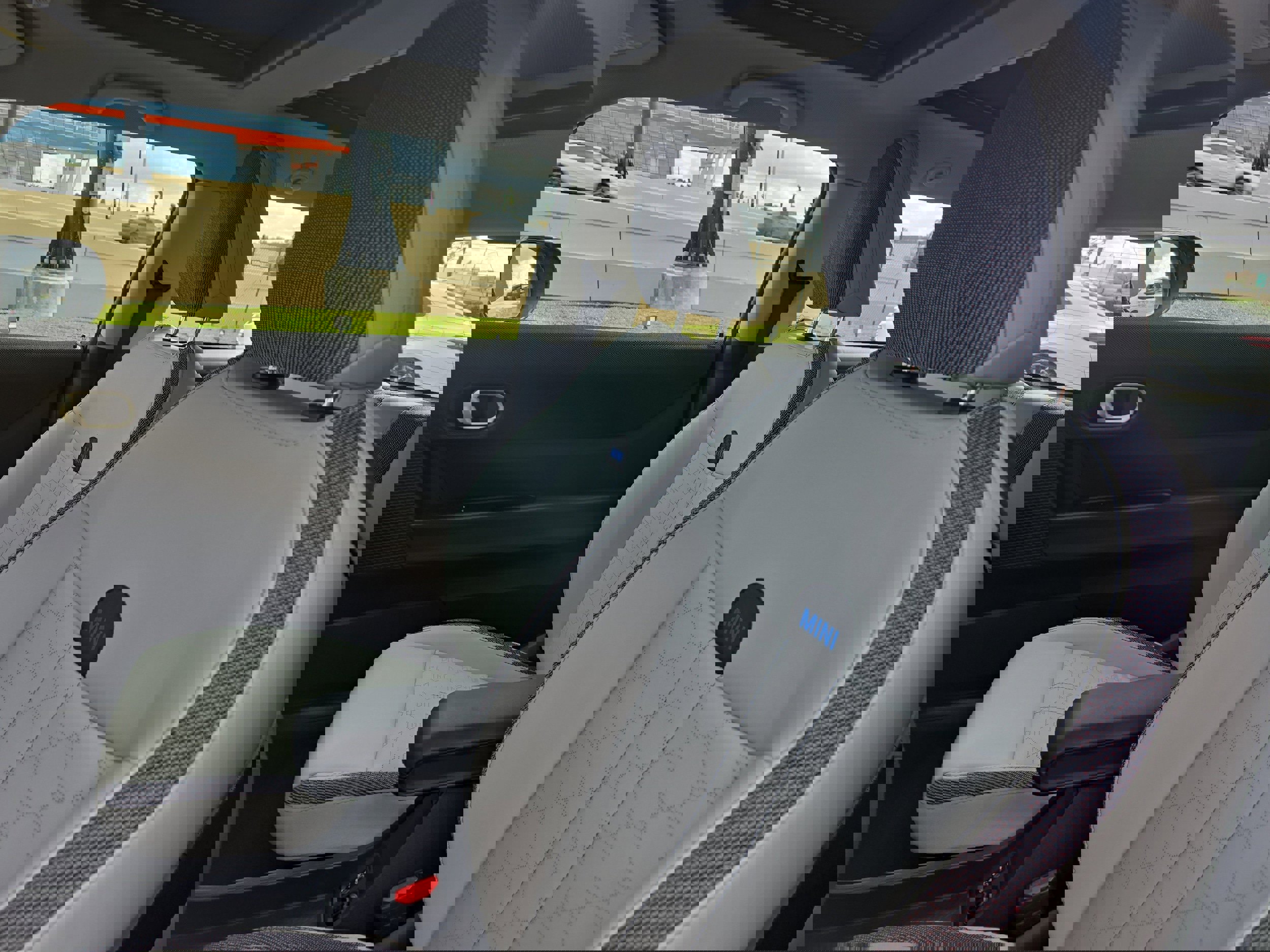 Certified 2025 MINI Cooper S image 15