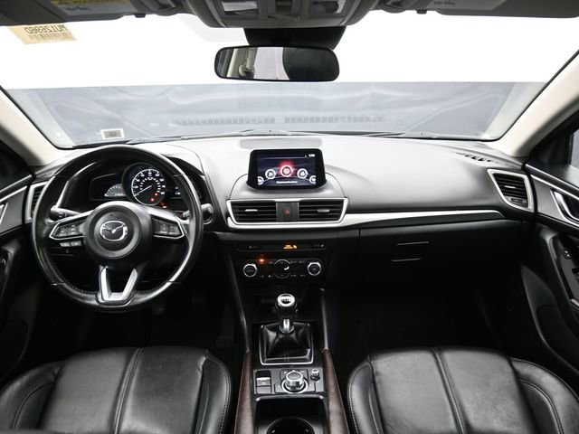 Used 2018 MAZDA MAZDA3 Touring image 21