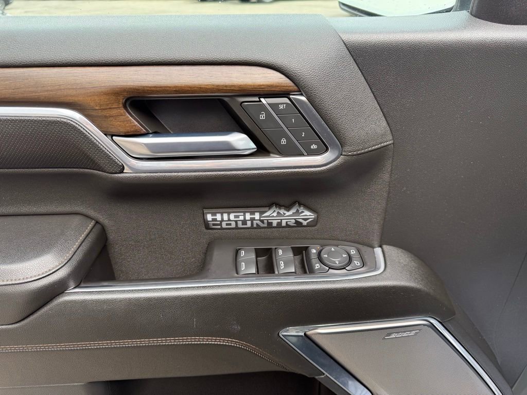 Used 2024 Chevrolet Silverado 1500 High Country image 12