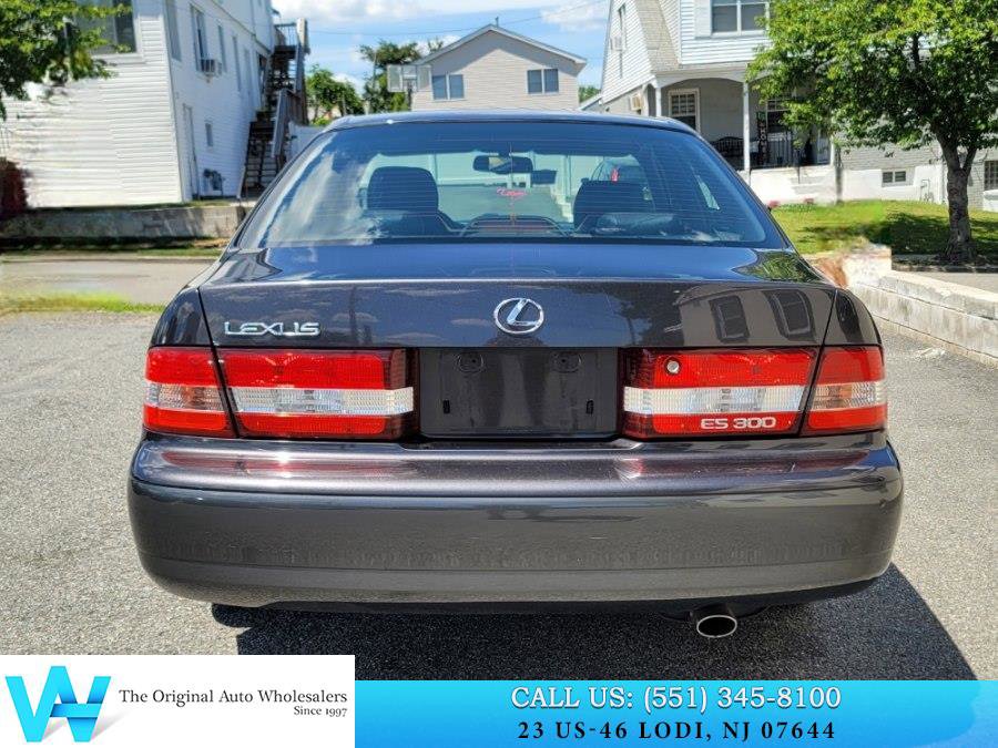 Used 2000 Lexus ES 330 FWD image 5