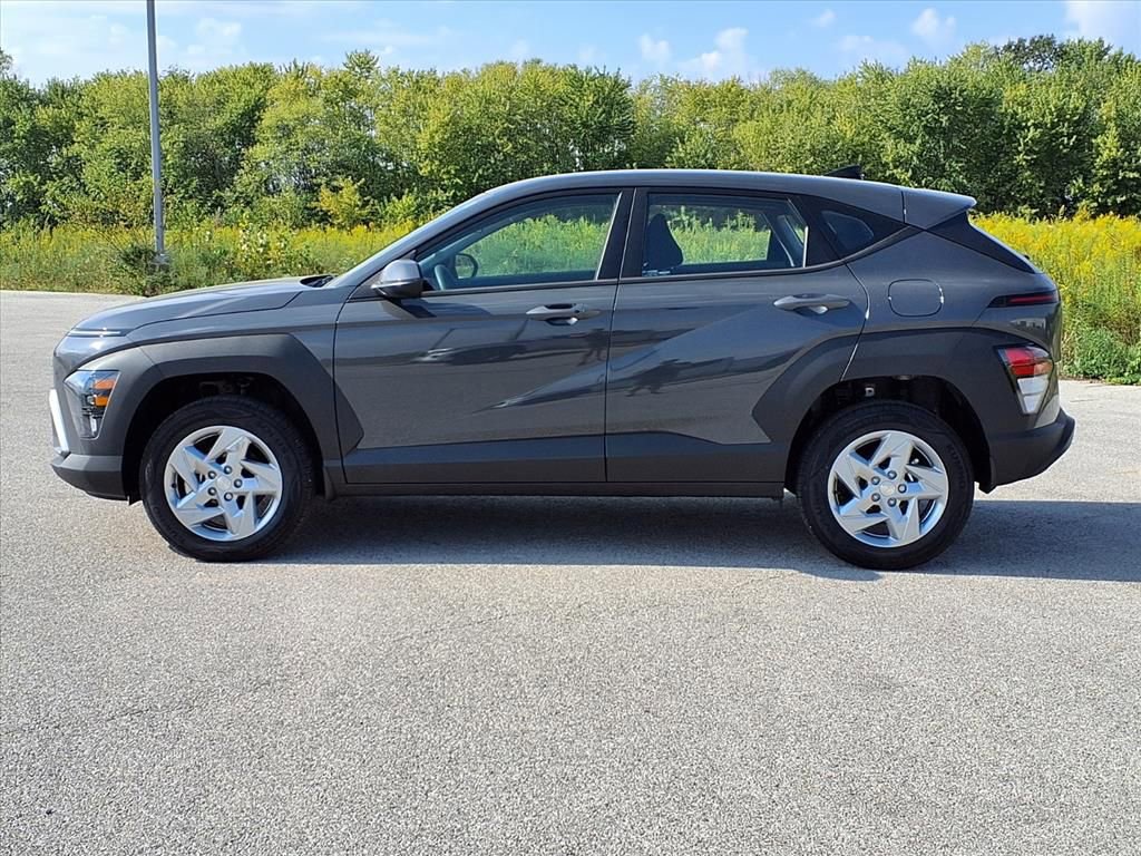Used 2025 Hyundai Kona SE image 23