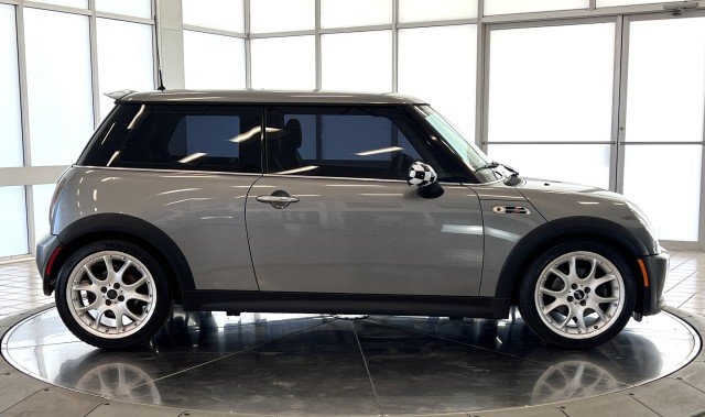 Used 2004 MINI Cooper S FWD image 8