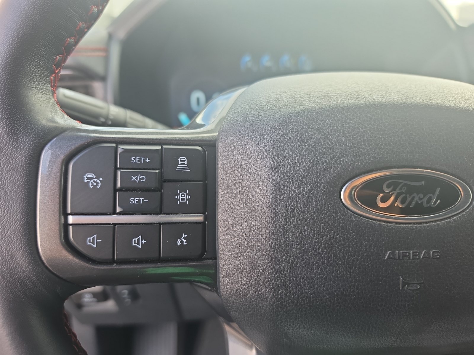 Used 2024 Ford Expedition Max Limited AWD/4WD image 15