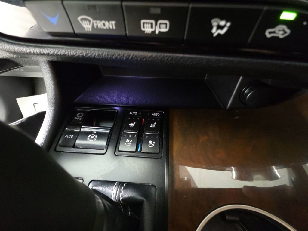 Used 2018 Lexus RX 450h AWD w/ Premium Package image 22