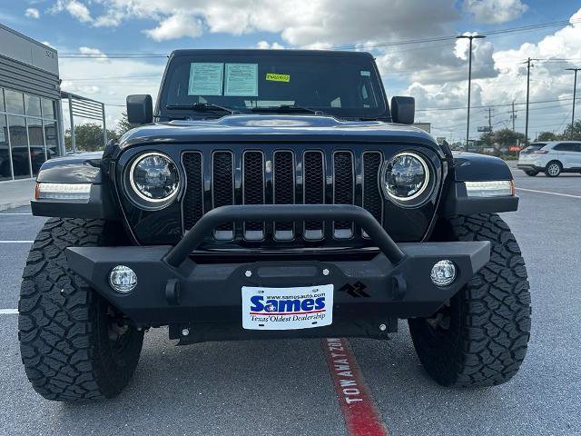 Used 2023 Jeep Wrangler Unlimited Rubicon w/ LED Lighting Group AWD/4WD image 4