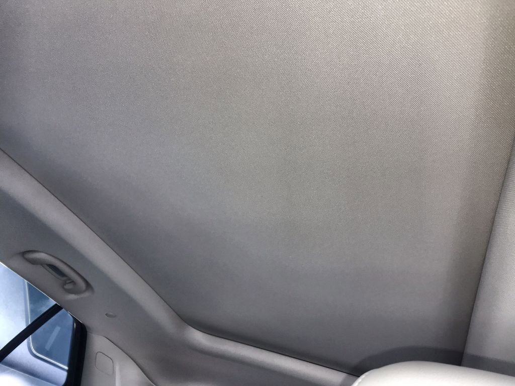 Used 2023 Buick Envision Avenir AWD/4WD image 22