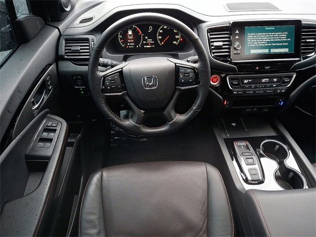 Certified 2024 Honda Ridgeline Black Edition image 11