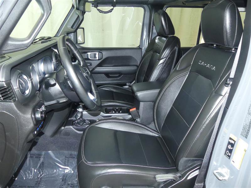 Used 2022 Jeep Wrangler Unlimited Sahara image 24