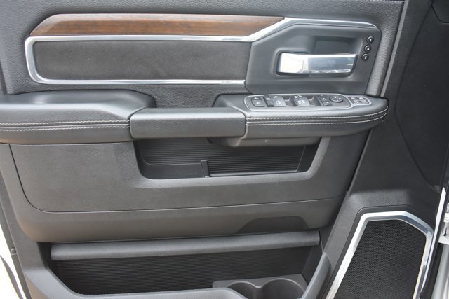 Used 2024 RAM 3500 Laramie AWD/4WD image 15