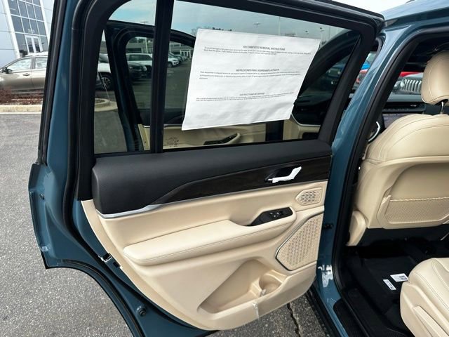 New 2026 Jeep Grand Cherokee L Limited image 34
