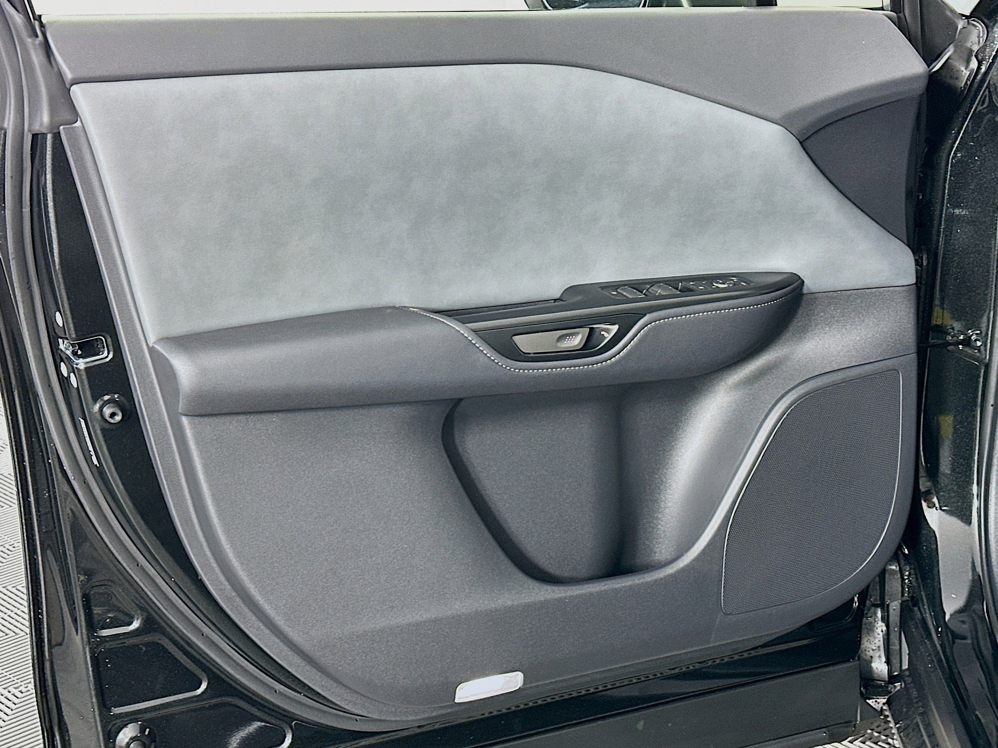 New 2026 Lexus RZ 450e AWD w/ Cold Area Package image 19