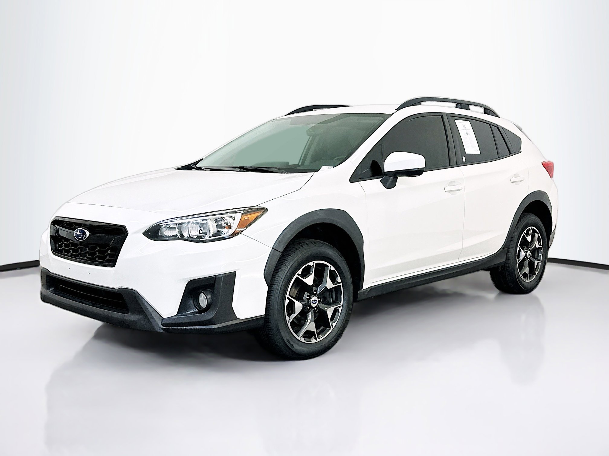 Used 2018 Subaru Crosstrek 2.0i Premium image 3
