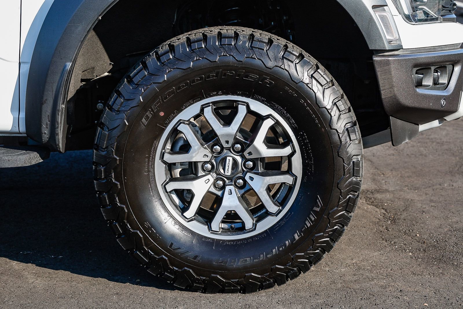 Used 2023 Ford F150 Raptor image 9