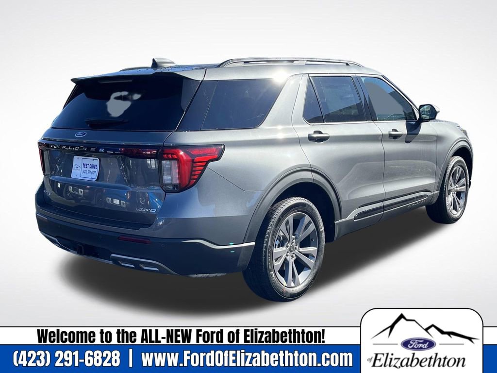 New 2026 Ford Explorer Active image 3