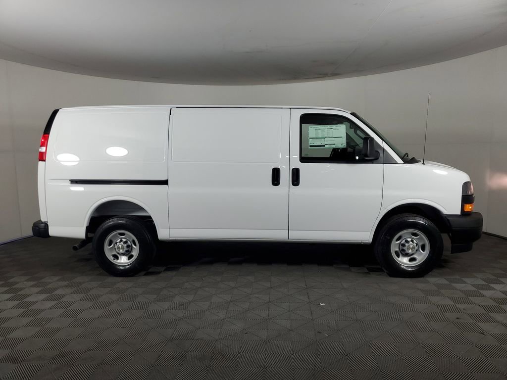 New 2026 Chevrolet Express 2500 w/ Driver Convenience Package image 2