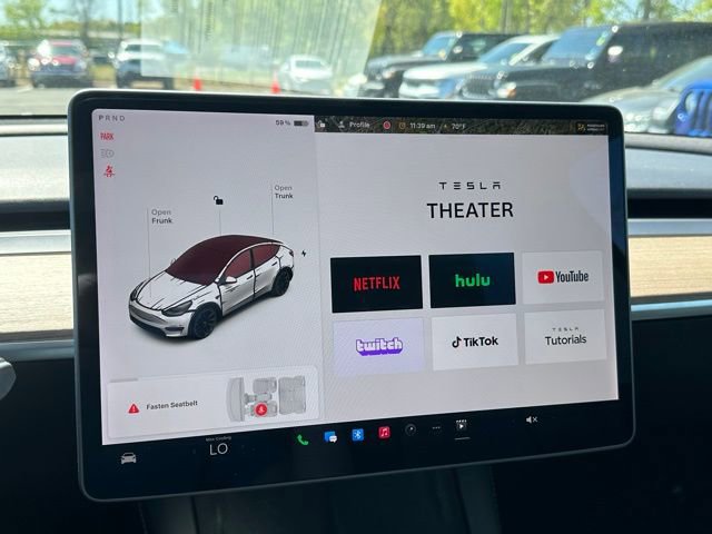 Used 2022 Tesla Model Y Long Range AWD/4WD image 33