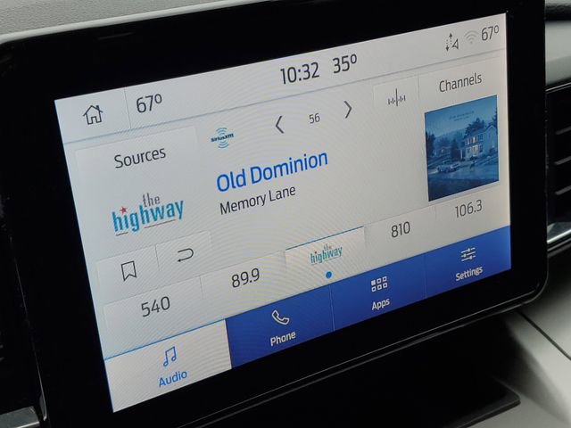 Used 2022 Ford Explorer XLT w/ Equipment Group 202A image 15