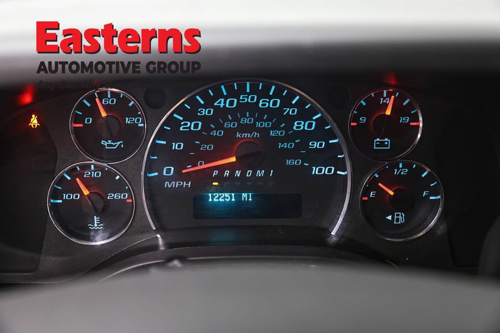 Used 2024 GMC Savana 2500 w/ Driver Convenience Package RWD image 15