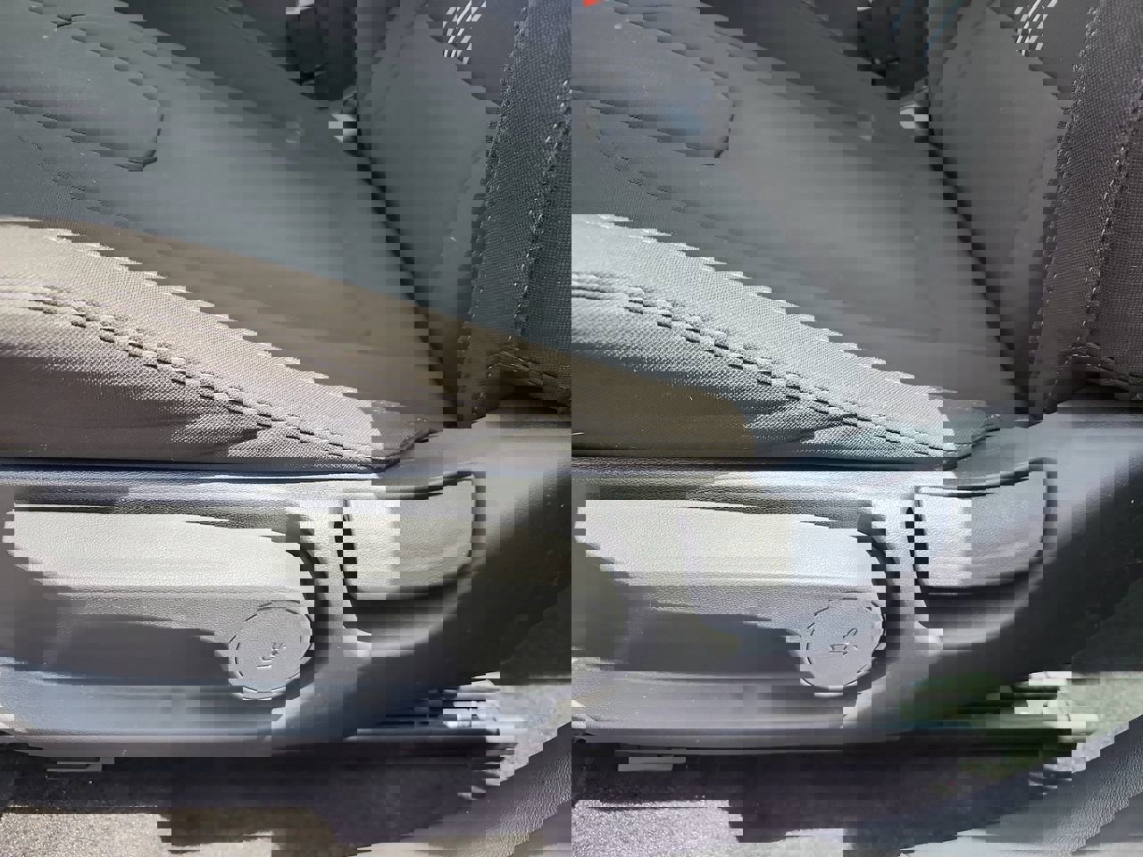 Certified 2023 Hyundai Elantra SEL FWD image 13