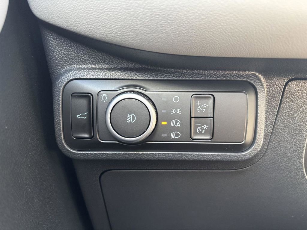 New 2026 Ford Explorer Active w/ Active Comfort Package AWD/4WD image 29
