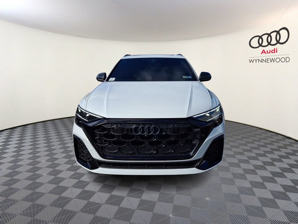 Used 2025 Audi SQ8 Premium Plus AWD/4WD image 2