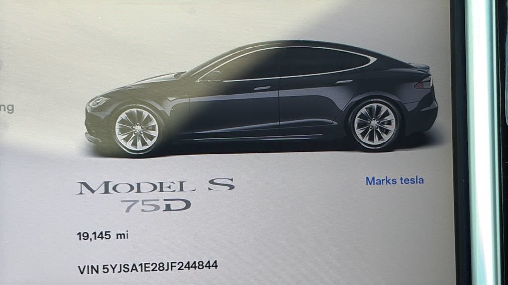 Used 2018 Tesla Model S 100D AWD/4WD image 2