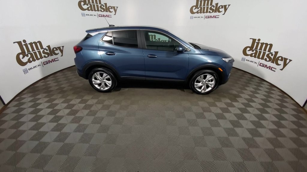 Certified 2024 Buick Encore GX Preferred w/ Comfort Package FWD image 9