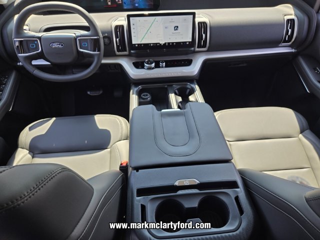 New 2026 Ford Expedition Active AWD/4WD image 13