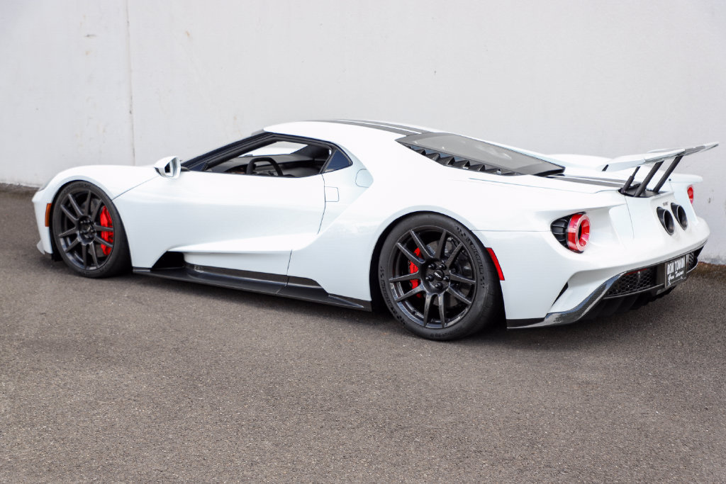 Used 2017 Ford GT RWD image 22