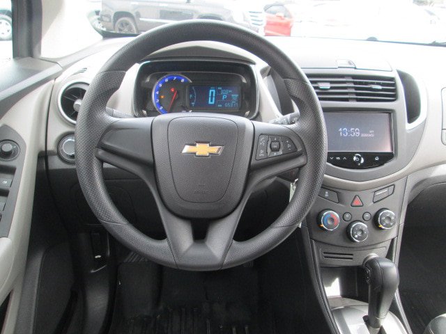Used 2015 Chevrolet Trax LS FWD image 15