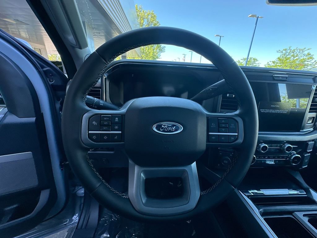 New 2025 Ford F350 Lariat w/ Lariat Ultimate Package image 18