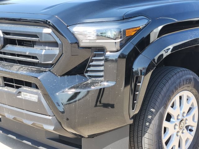 New 2026 Toyota Tacoma SR5 RWD image 7