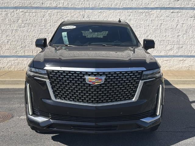 Used 2023 Cadillac Escalade Luxury RWD image 2