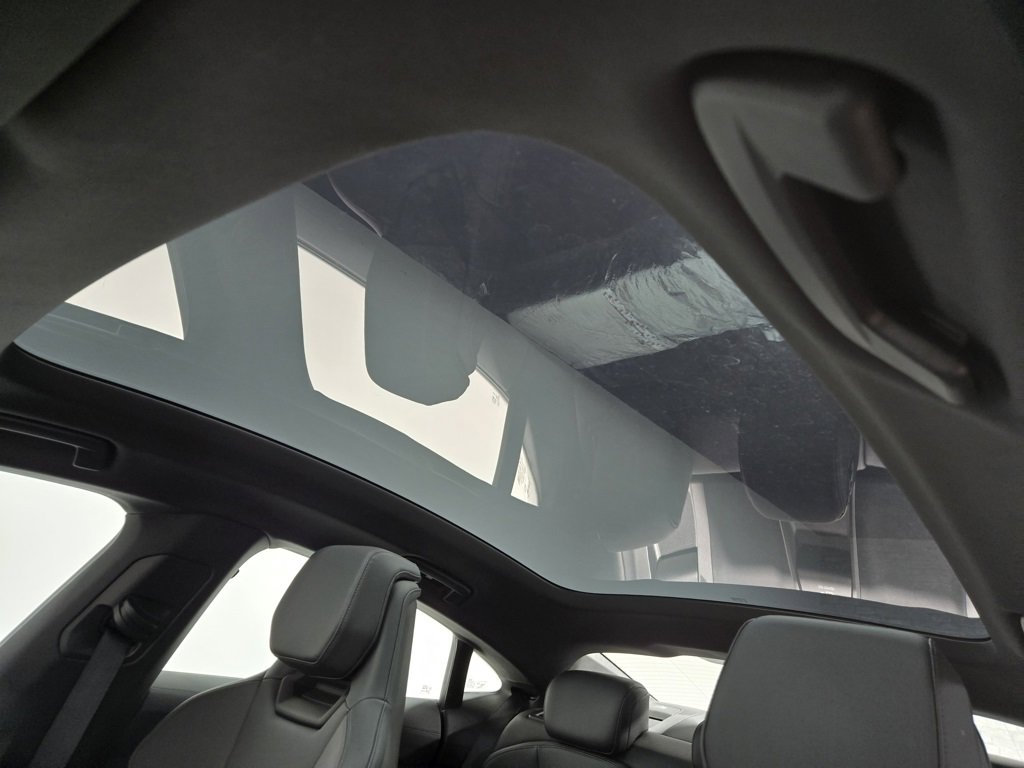 Used 2022 Audi e-tron GT Premium Plus image 9