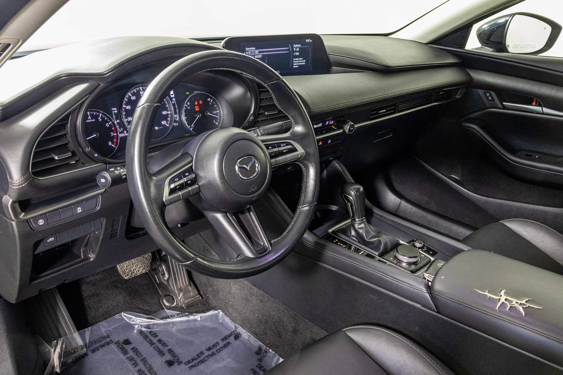 Used 2020 MAZDA MAZDA3 Sedan w/ Select Package FWD image 3