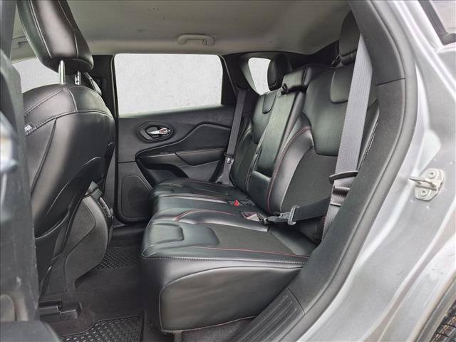 Used 2021 Jeep Cherokee Trailhawk w/ Technology Group AWD/4WD image 24