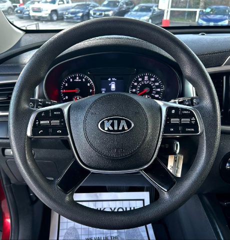 Used 2020 Kia Sorento LX image 13