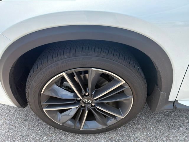 Certified 2025 INFINITI QX50 Sport AWD/4WD image 9