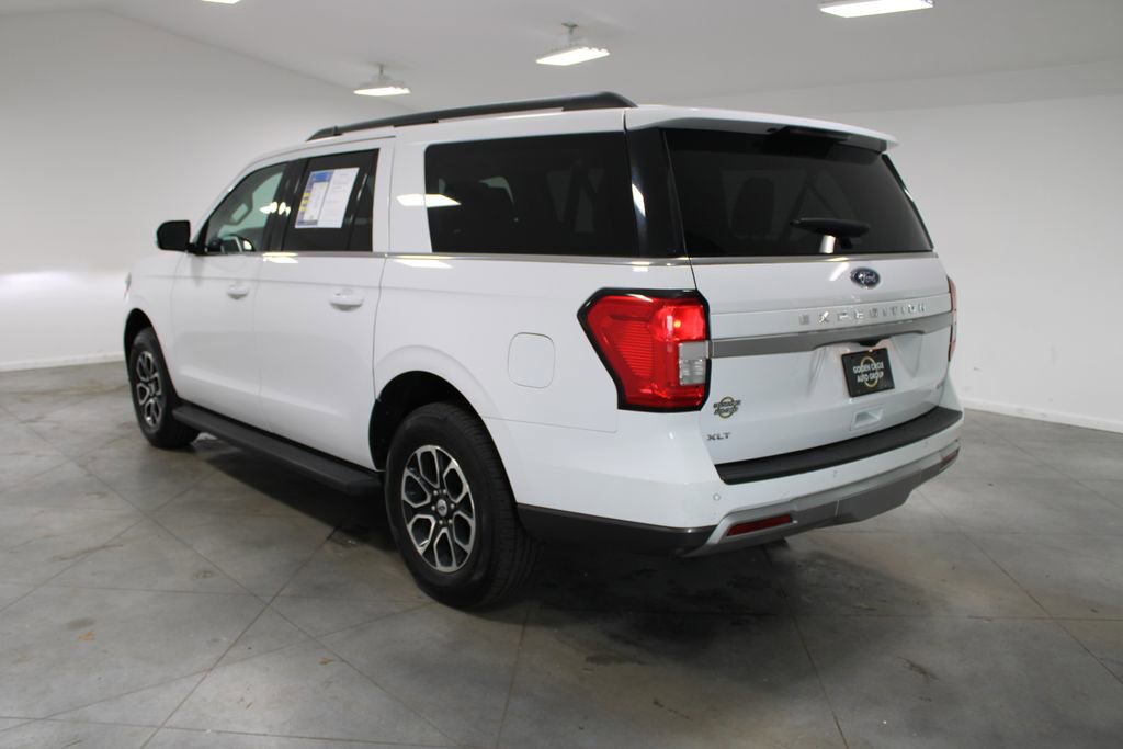 Used 2024 Ford Expedition Max XLT image 7