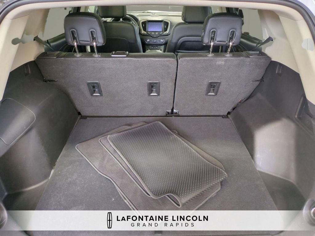 Used 2020 GMC Terrain Denali w/ Denali Premium Package image 30